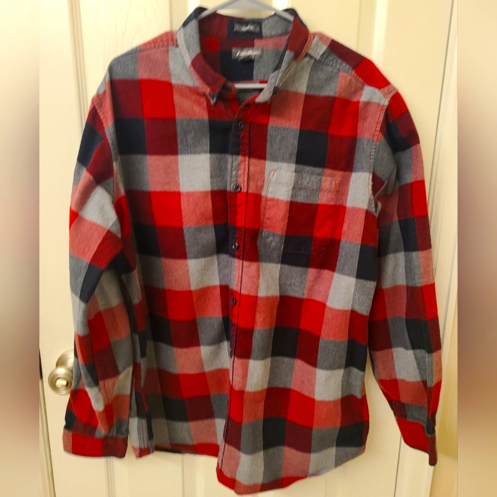 EUC Eddie Bauer Men's XL Flannel Shirt, Classic Fit